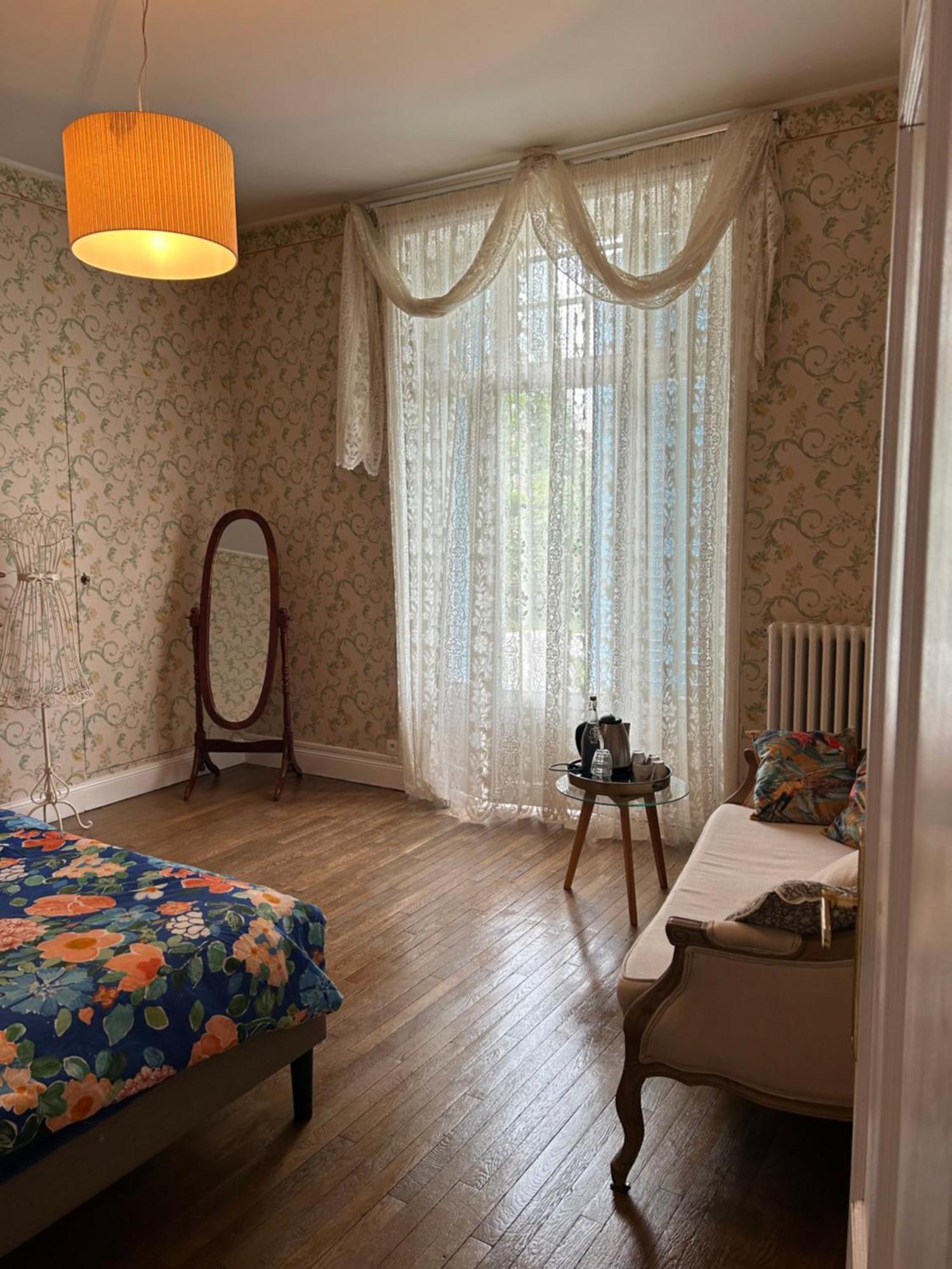 Villa Castel Marie Louise Néris-les-Bains Extérieur photo