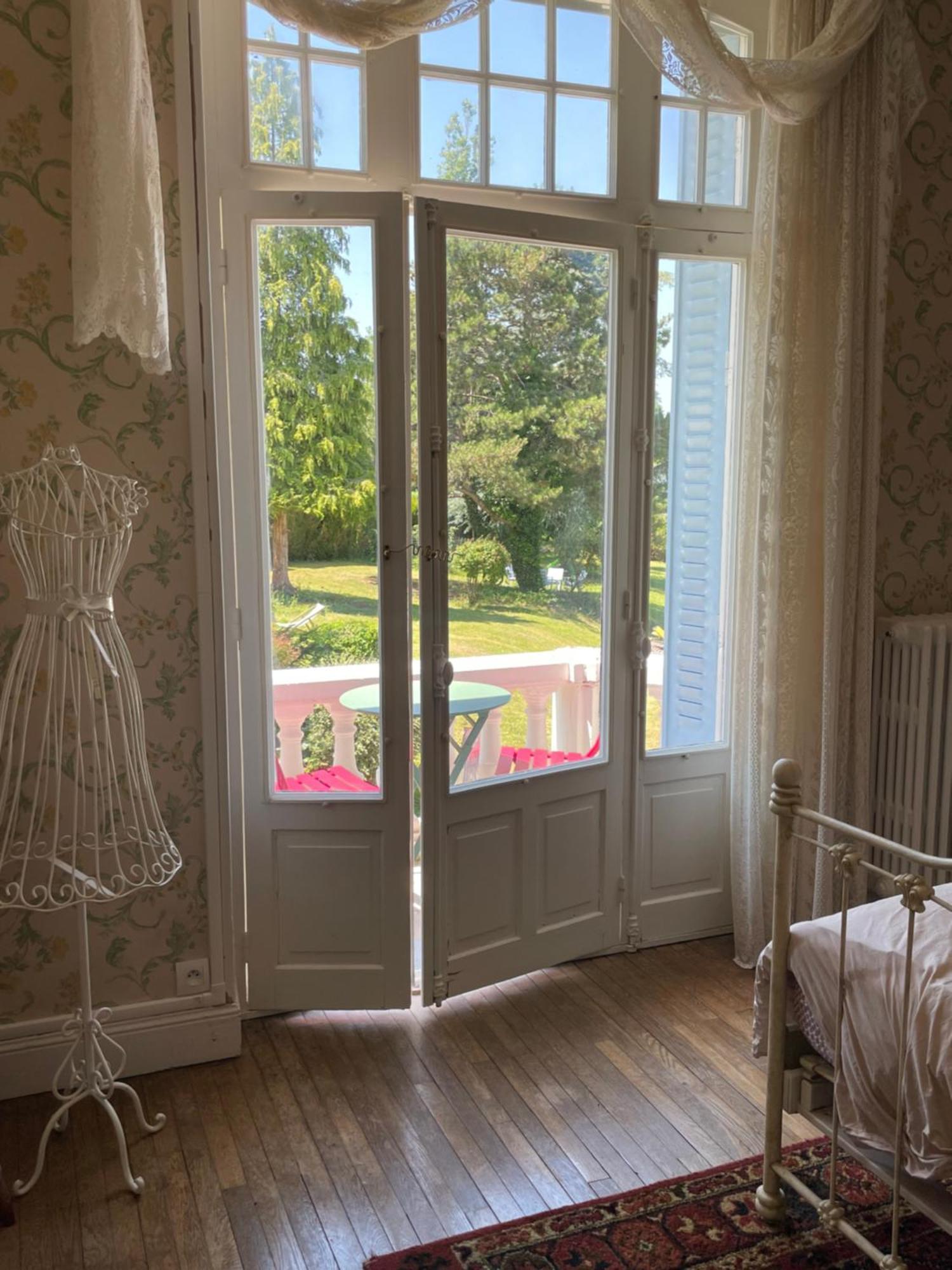 Villa Castel Marie Louise Néris-les-Bains Extérieur photo