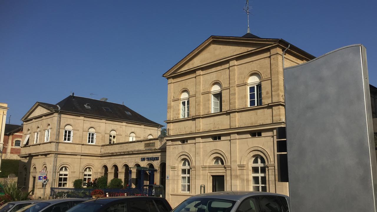 Villa Castel Marie Louise Néris-les-Bains Extérieur photo